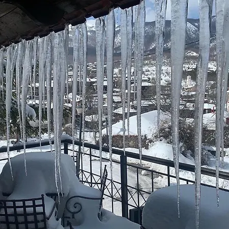 Asteras Tou Vorra Παλαιός Άγιος Αθανάσιος