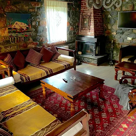 בית הארחה Asteras Tou Vorra 3*