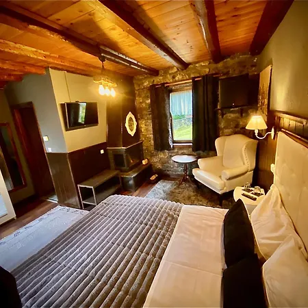 Πανσιόν Asteras Tou Vorra 3*