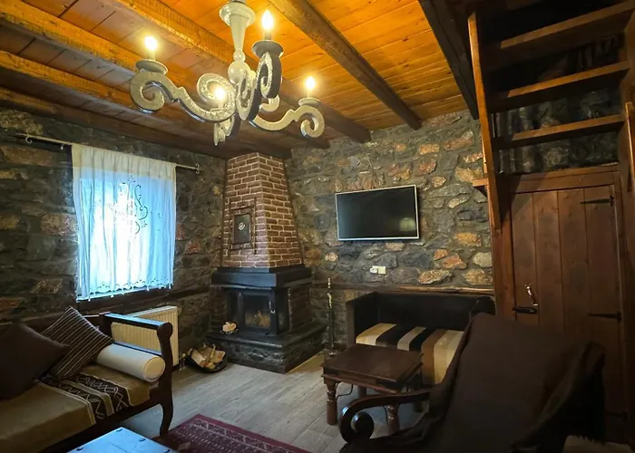 Asteras Tou Vorra 3*